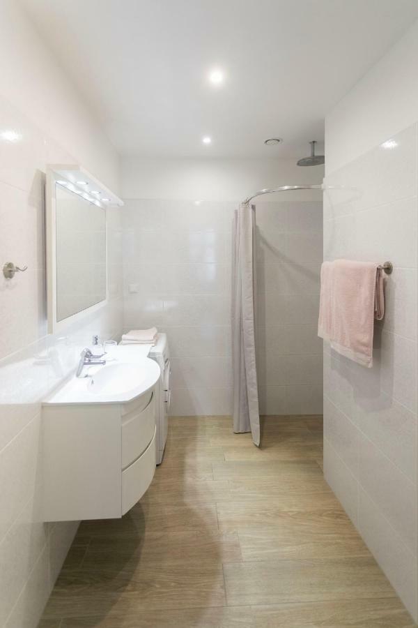 Allika Apartments Talin Exterior foto